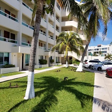 Ocean View Three Bedroom, Three Story Penthouse By The Beach Cancún Extérieur photo