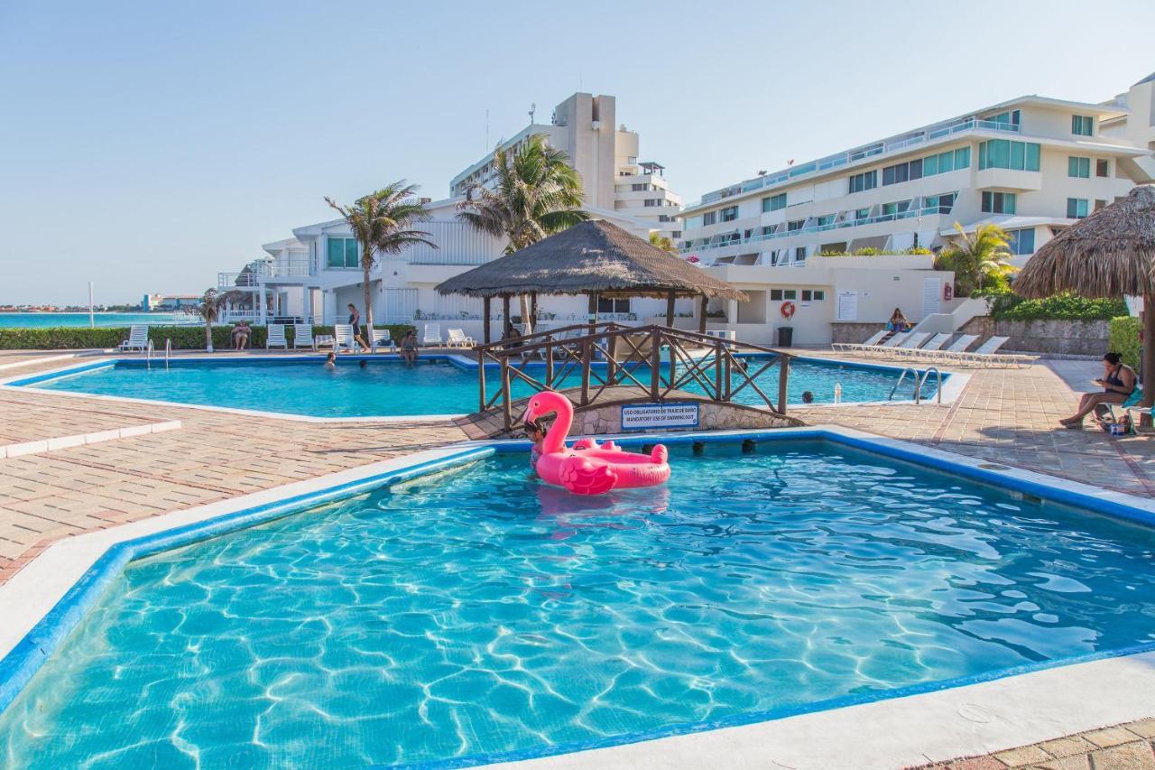 Ocean View Three Bedroom, Three Story Penthouse By The Beach Cancún Extérieur photo