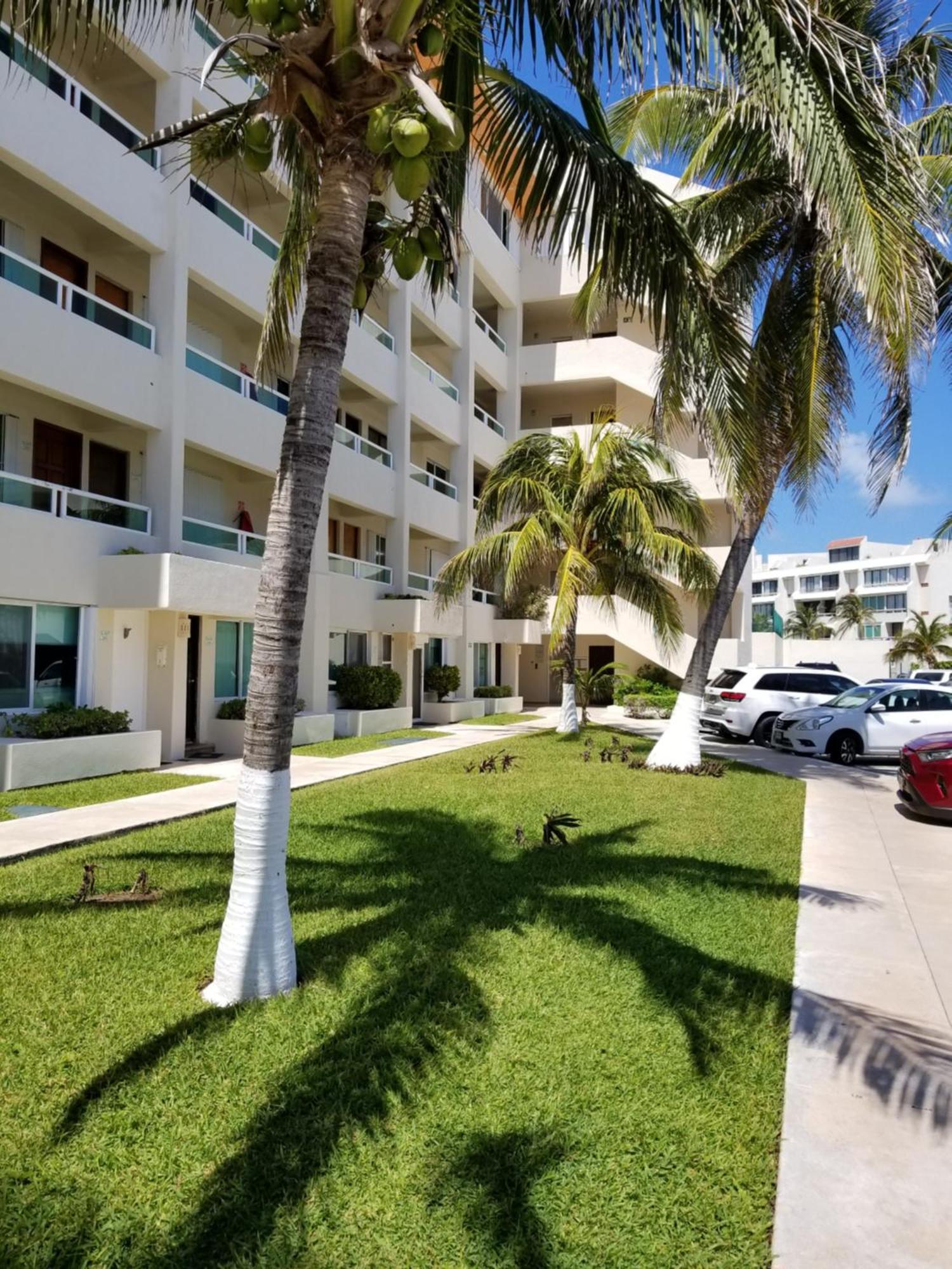 Ocean View Three Bedroom, Three Story Penthouse By The Beach Cancún Extérieur photo