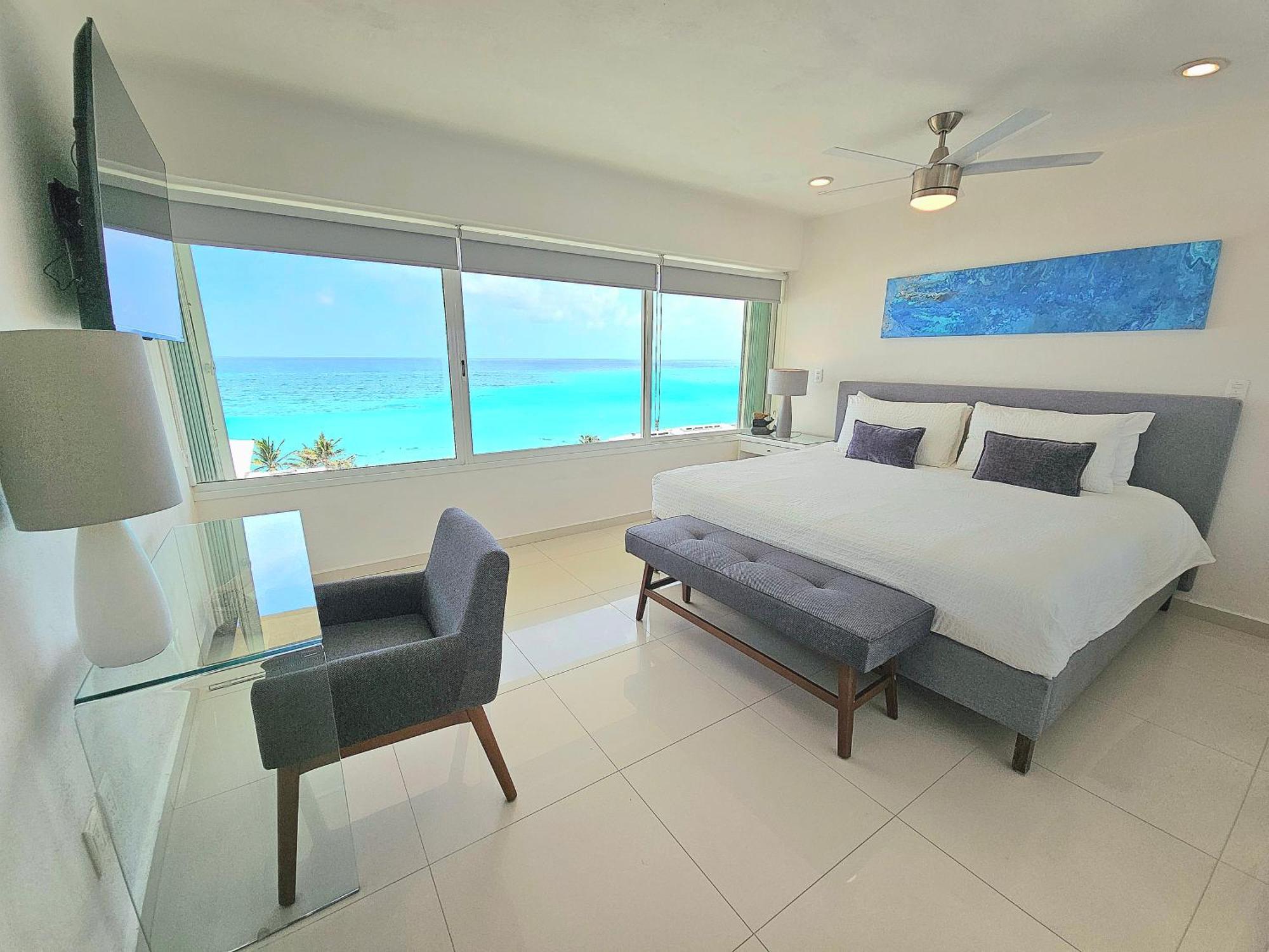 Ocean View Three Bedroom, Three Story Penthouse By The Beach Cancún Extérieur photo